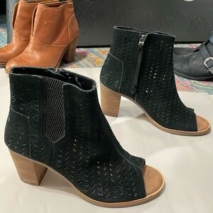 TOMS Suede majorca peep toe bootie